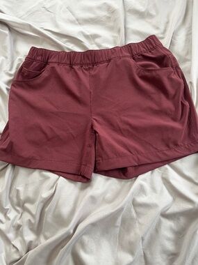 Eddie Bauer ladies shorts.